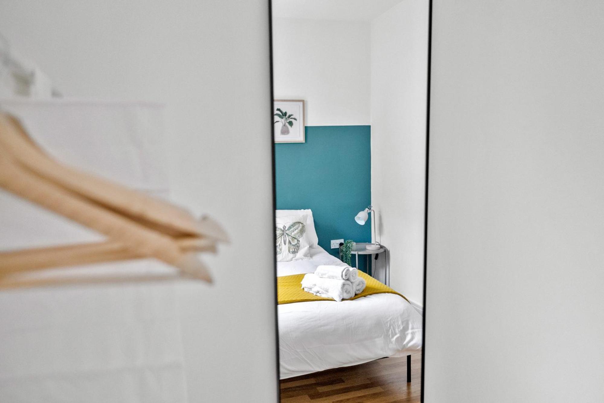 Spacious House By Quay - Sleeps 7 - Free Parking Πλίμουθ Εξωτερικό φωτογραφία